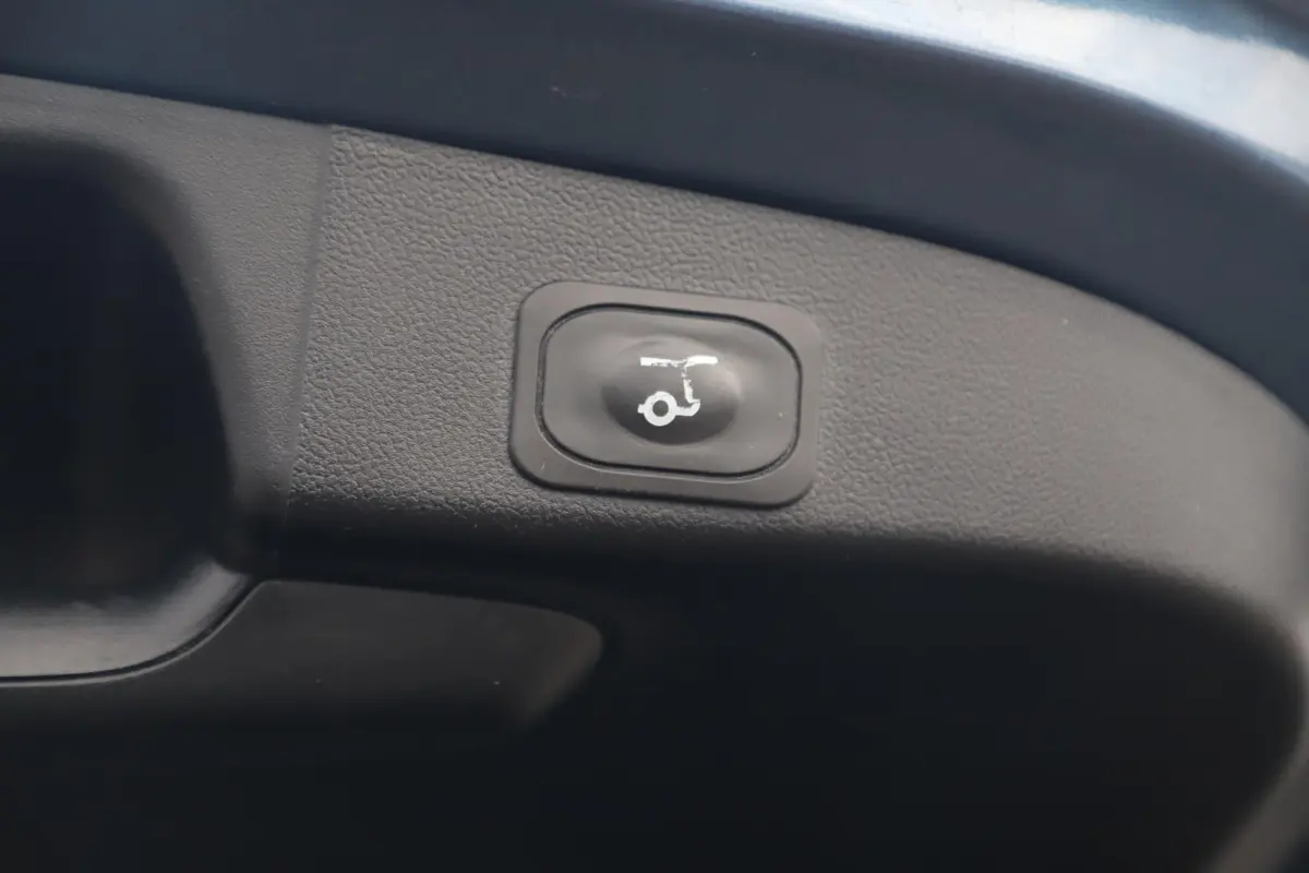 1.0 EcoBoost Hybrid ST Line X Business Trekhaak 18 inch LMV Bang and Olufsen Virtual Cockpit Navigatie Carplay Android Winter Pakket Stuur & Stoelverwarming