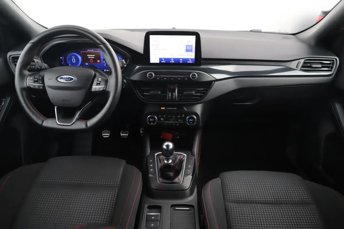 1.0 EcoBoost Hybrid ST Line X Business Trekhaak 18 inch LMV Bang and Olufsen Virtual Cockpit Navigatie Carplay Android Winter Pakket Stuur & Stoelverwarming
