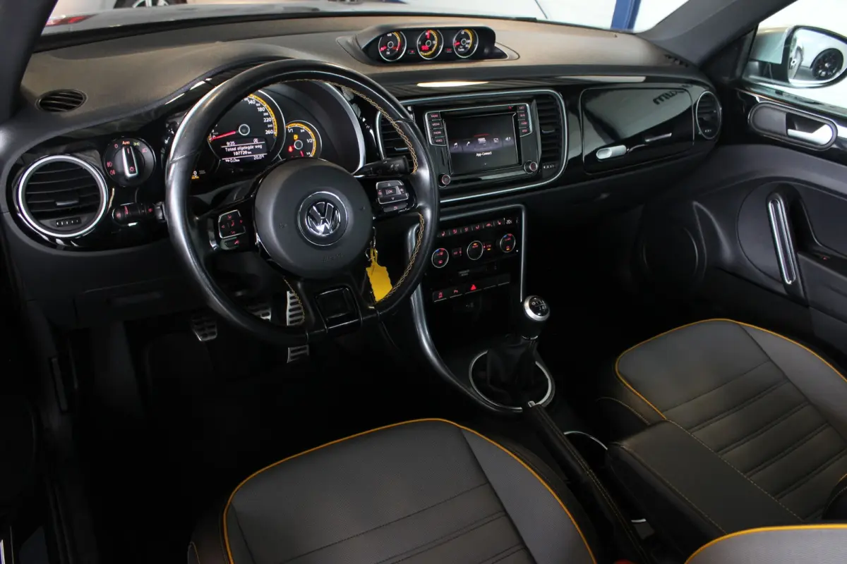 1.2 TSI Dune Carplay | Stoelverw. | Clima | Bluetooth | Cruise | Halfleder | 18" LMV | PDC V+A