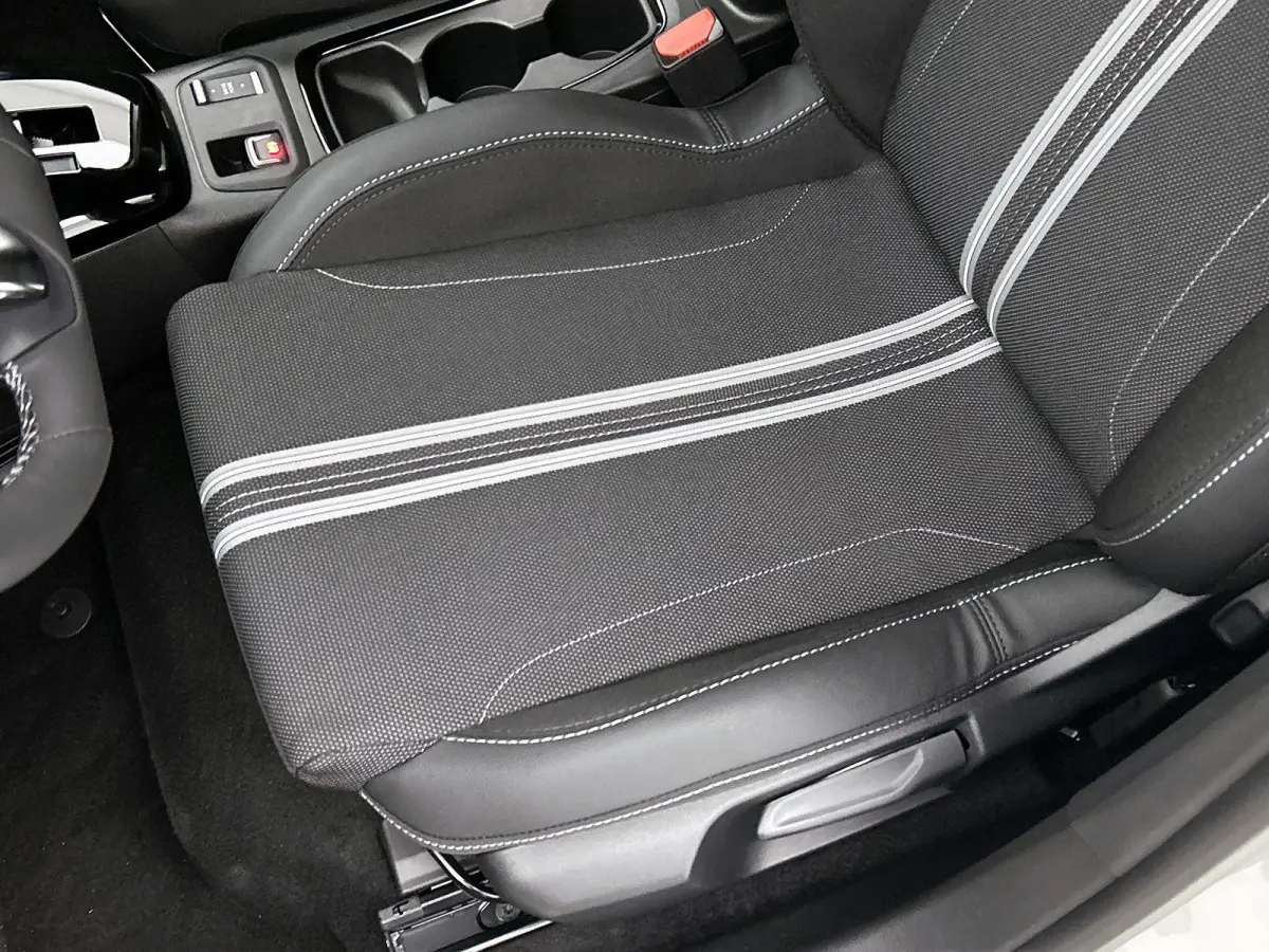1.2 Turbo Hybrid GS | Tot 8 Jaar Garantie! | Voorraad Voordeel |