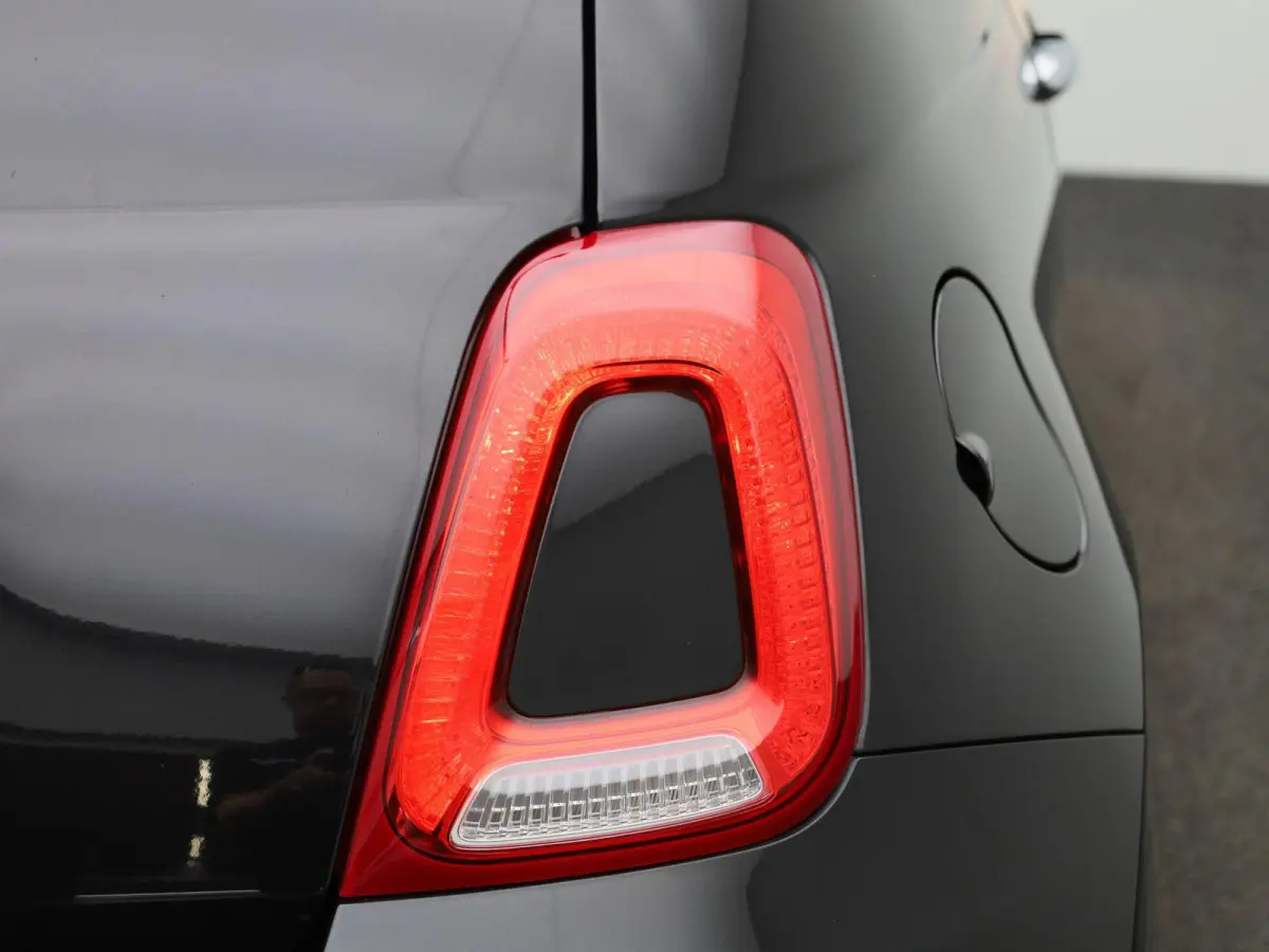 0.9 TwinAir Turbo Popstar | Airconditioning | Lederen Bekleding | Cruise Control | Lichtmetalen Velgen |