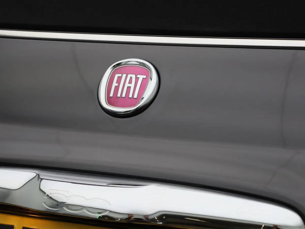 0.9 TwinAir Turbo Popstar | Airconditioning | Lederen Bekleding | Cruise Control | Lichtmetalen Velgen |