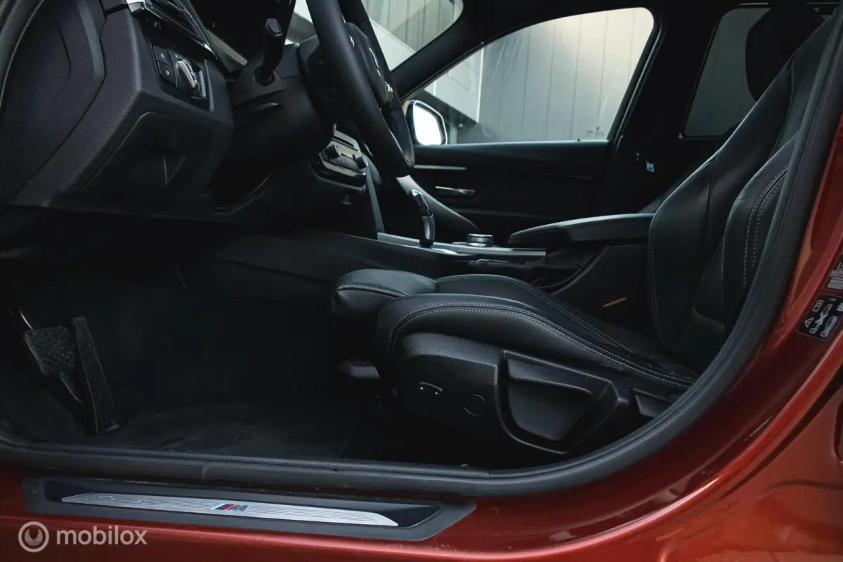 320i xDrive M Sport Edition