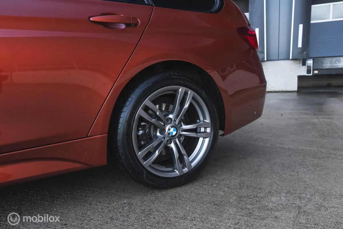 320i xDrive M Sport Edition