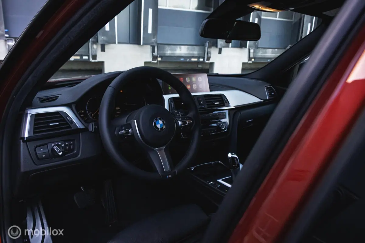 320i xDrive M Sport Edition