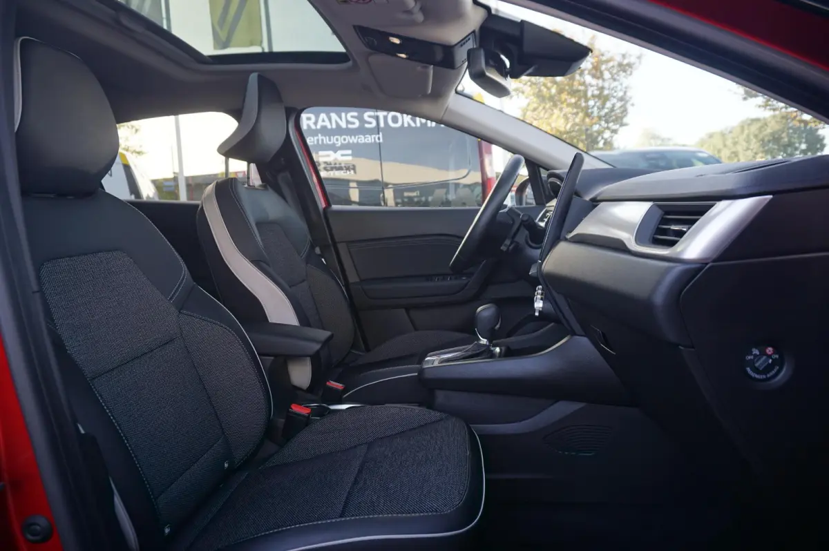 1.6 E-Tech Hybrid 145 Techno