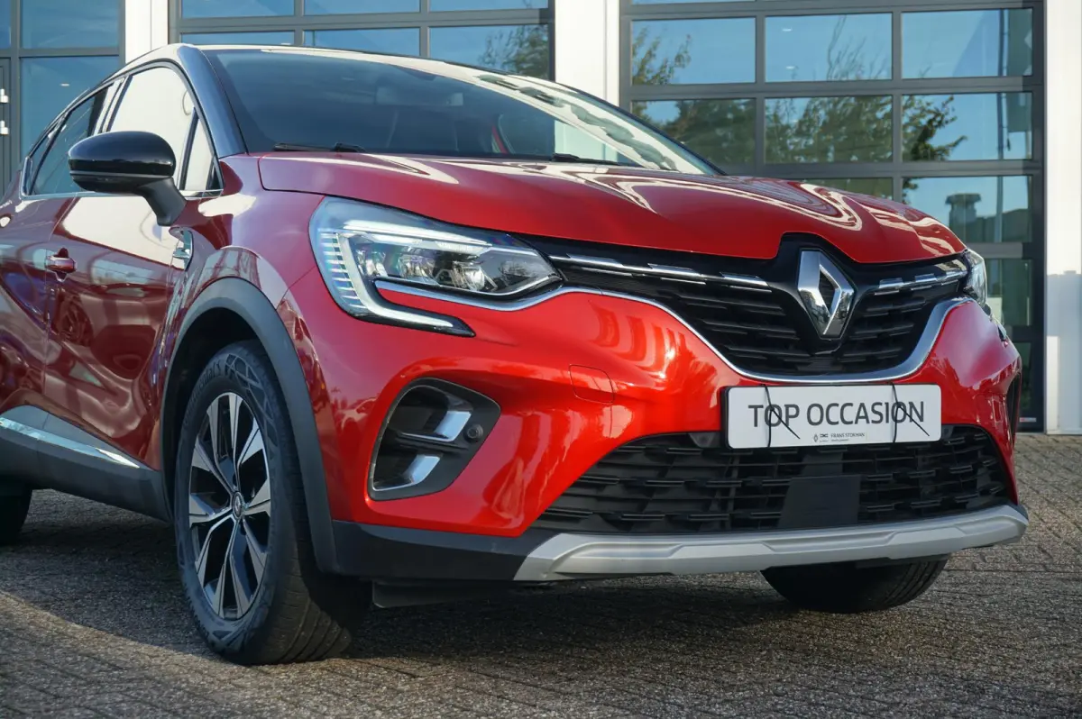 1.6 E-Tech Hybrid 145 Techno