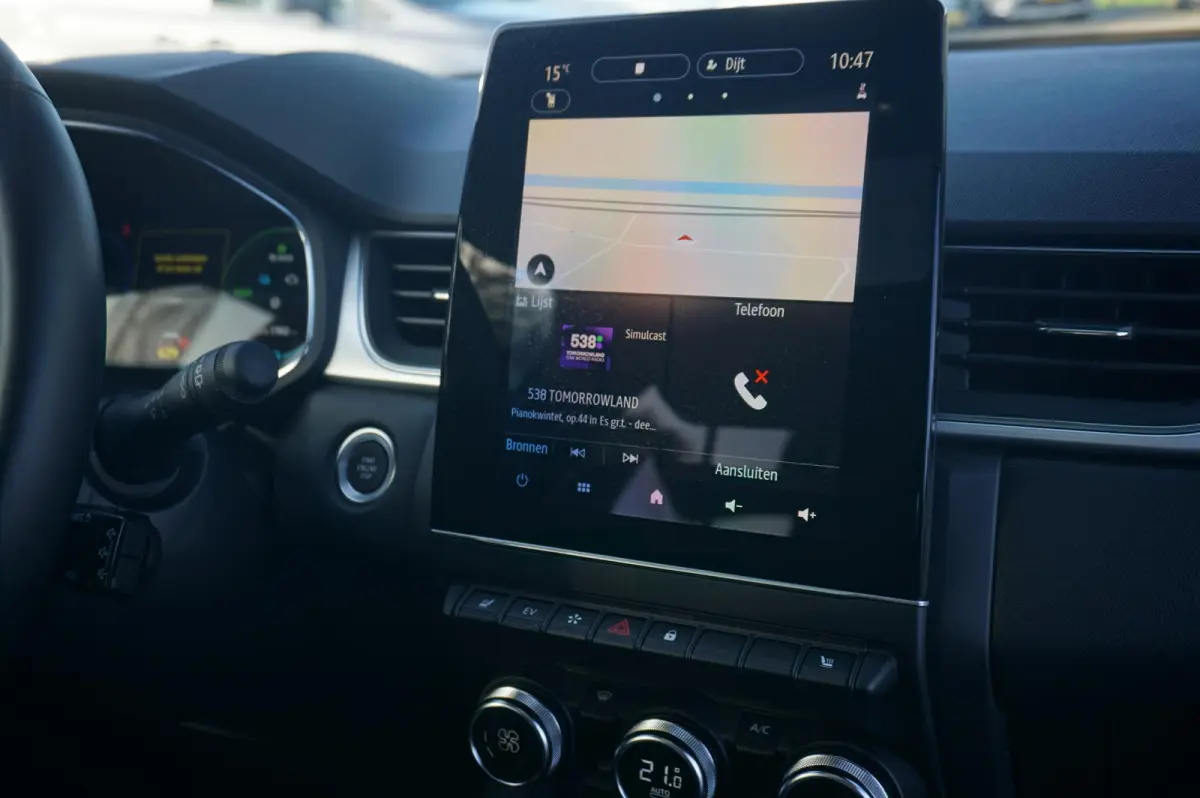 1.6 E-Tech Hybrid 145 Techno