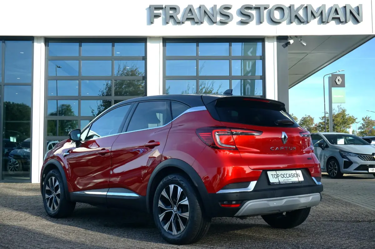 1.6 E-Tech Hybrid 145 Techno