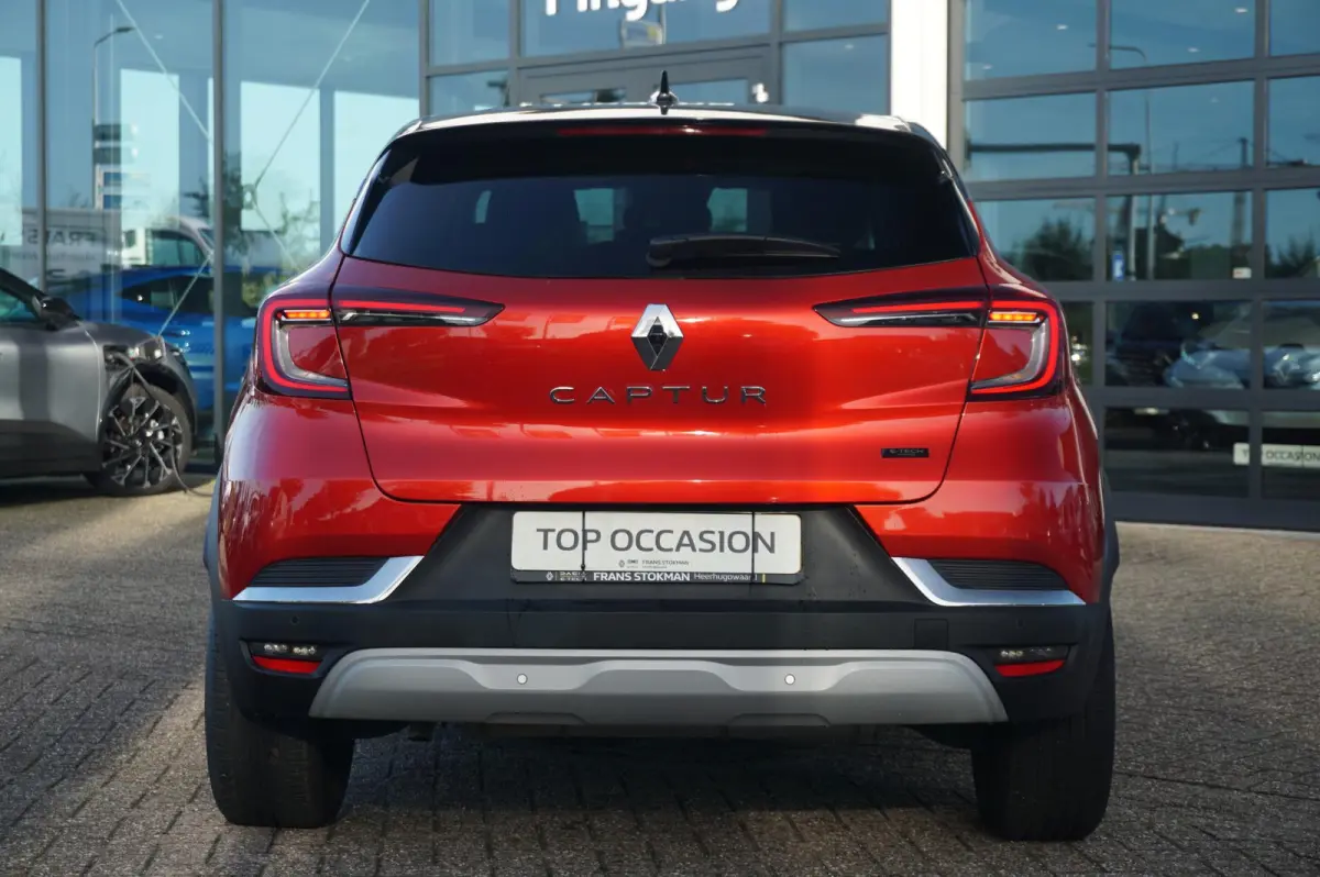 1.6 E-Tech Hybrid 145 Techno