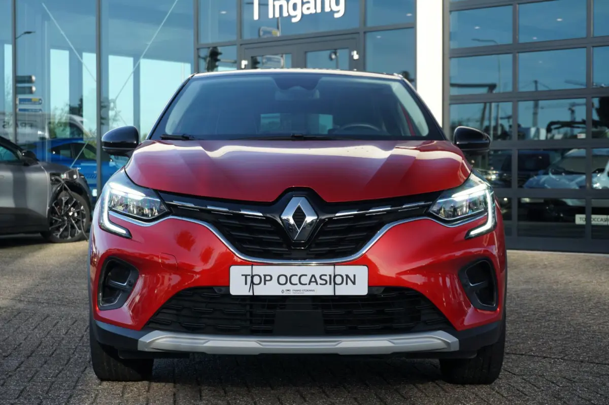 1.6 E-Tech Hybrid 145 Techno