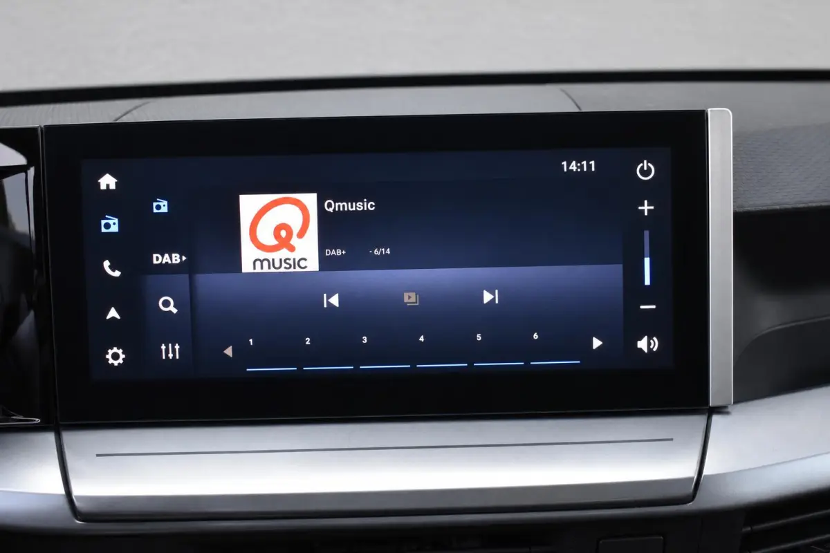 1.2 Turbo Hybrid Edition Automaat 145 pk | Navi | Cruise | Airco | Camera