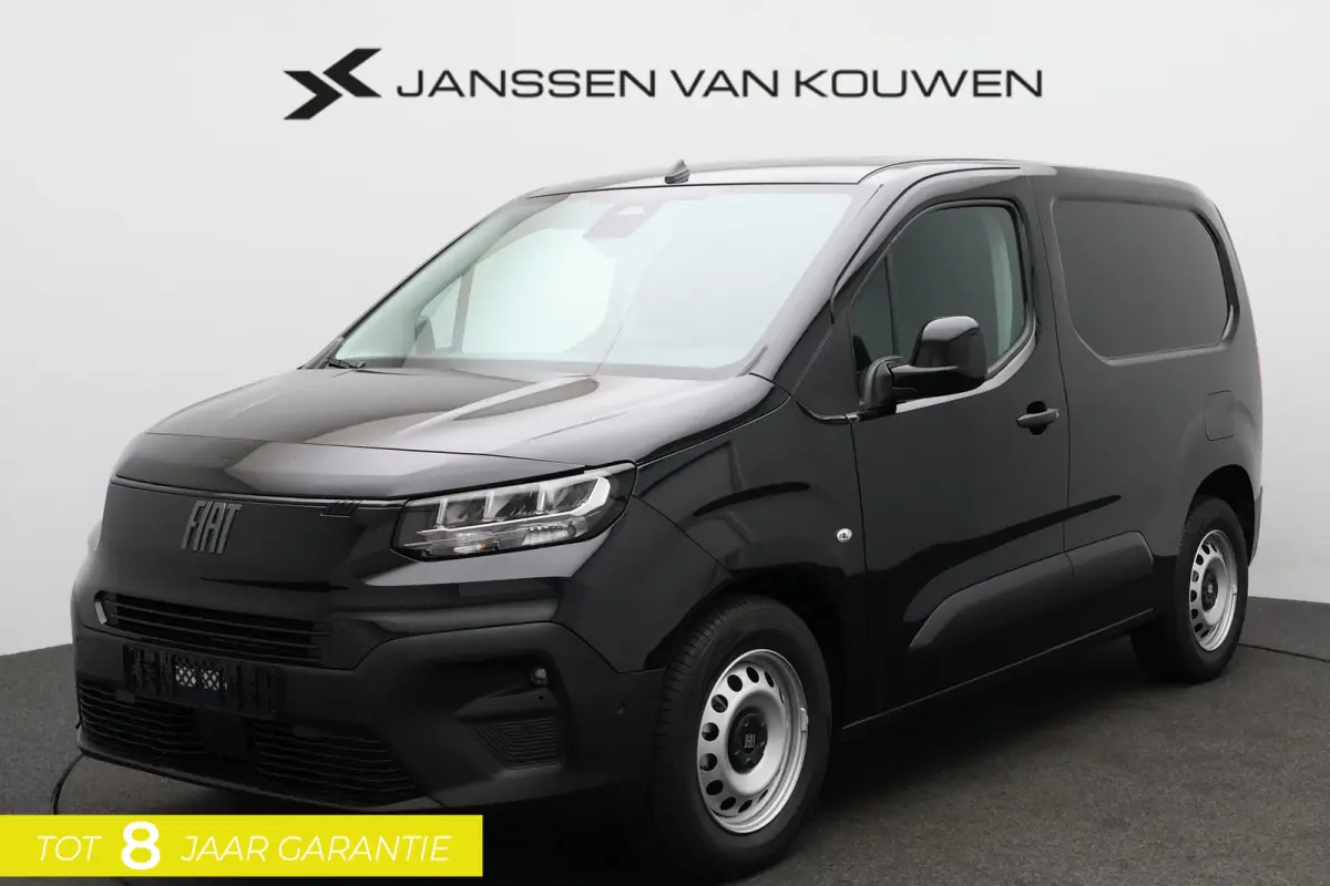 136 L1 50 kWh / Voorraad Korting / Zwart metallic / 2+6 jr Garantie