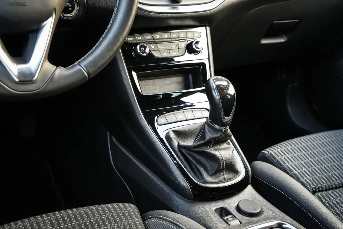 1.2 Business Elegance | CarPlay | Camera | Keyless | Navi | Stoelverw. | Org NL! |