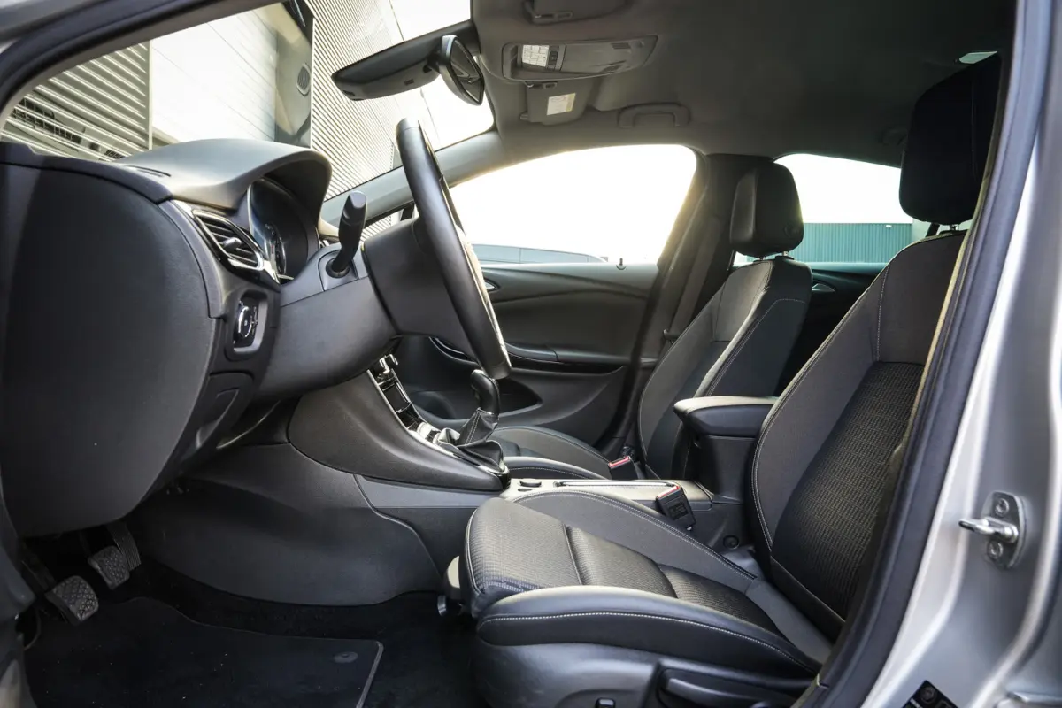 1.2 Business Elegance | CarPlay | Camera | Keyless | Navi | Stoelverw. | Org NL! |