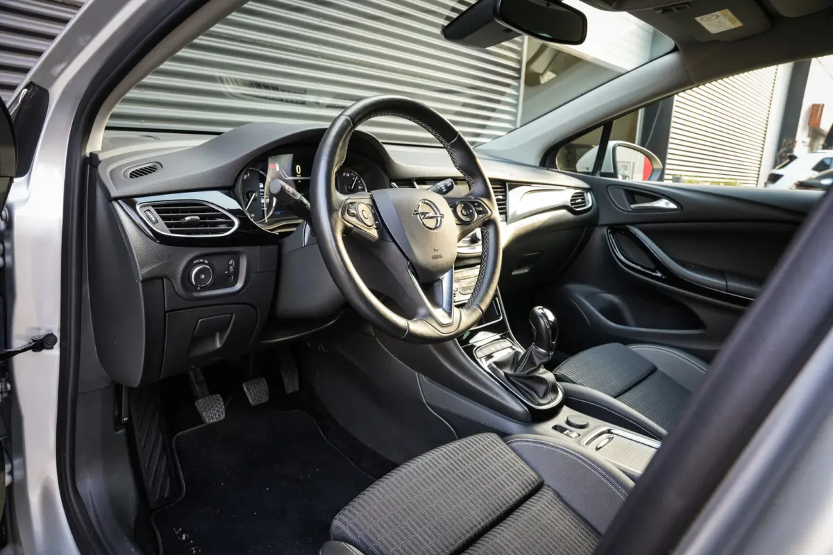 1.2 Business Elegance | CarPlay | Camera | Keyless | Navi | Stoelverw. | Org NL! |