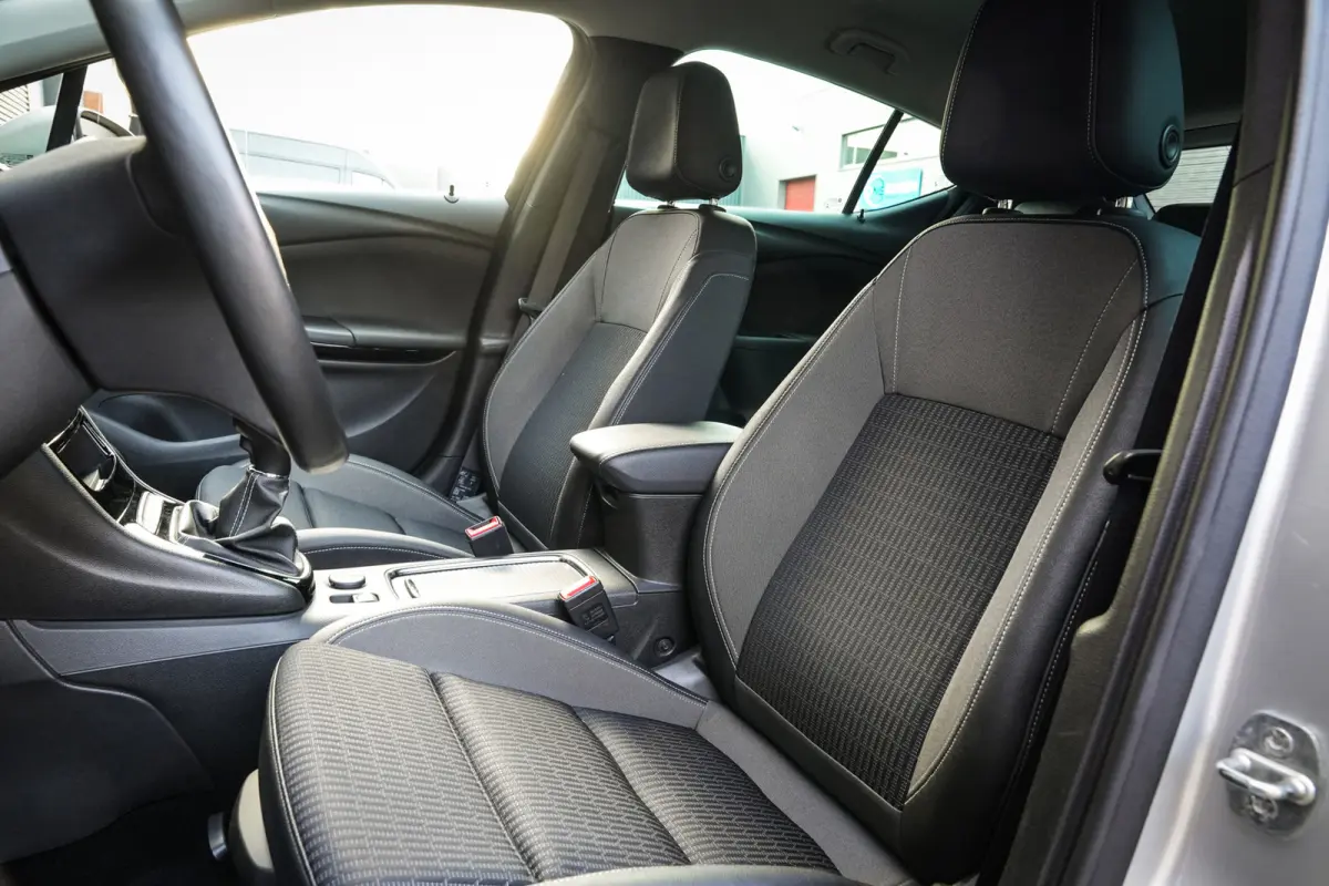1.2 Business Elegance | CarPlay | Camera | Keyless | Navi | Stoelverw. | Org NL! |