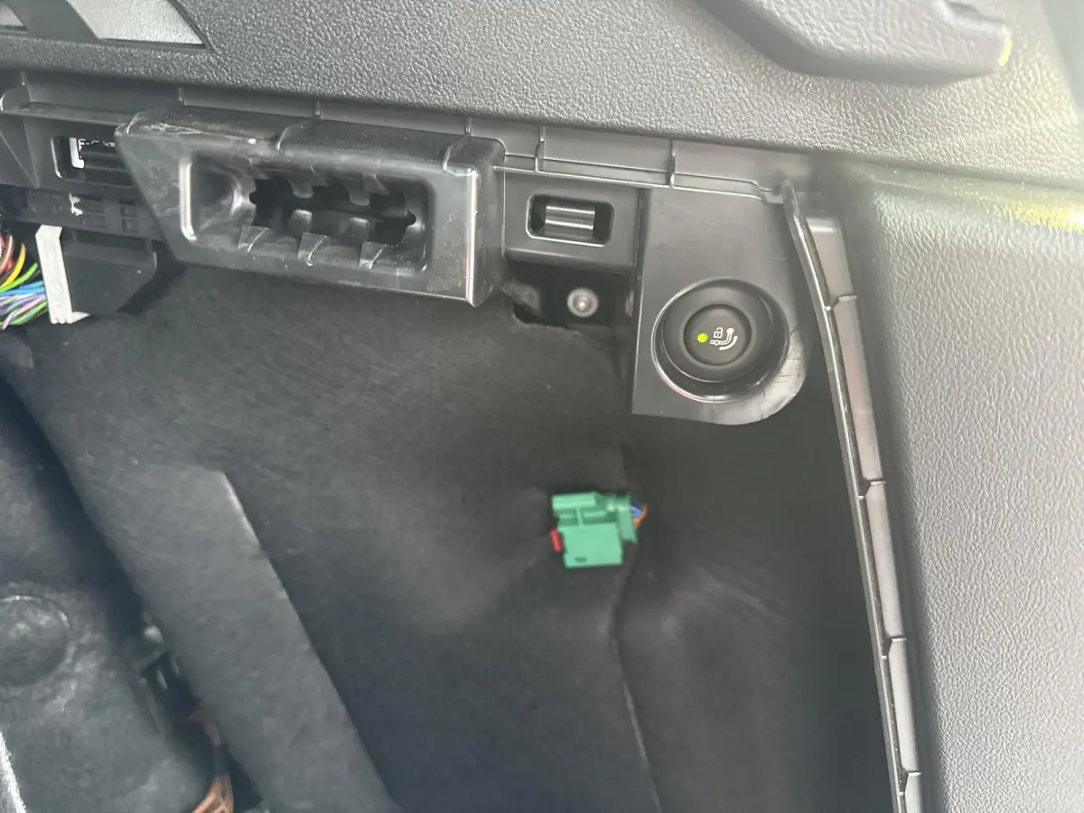 Executive 80 kWh SOH 99% | M-SPORT| ELEKTRISCHE TREKHAAK| PANO| LEDER | DRIVING ASSISTENT PROFF. | MEMORY STOEL| CAMERA | APPLE CARPLAY |