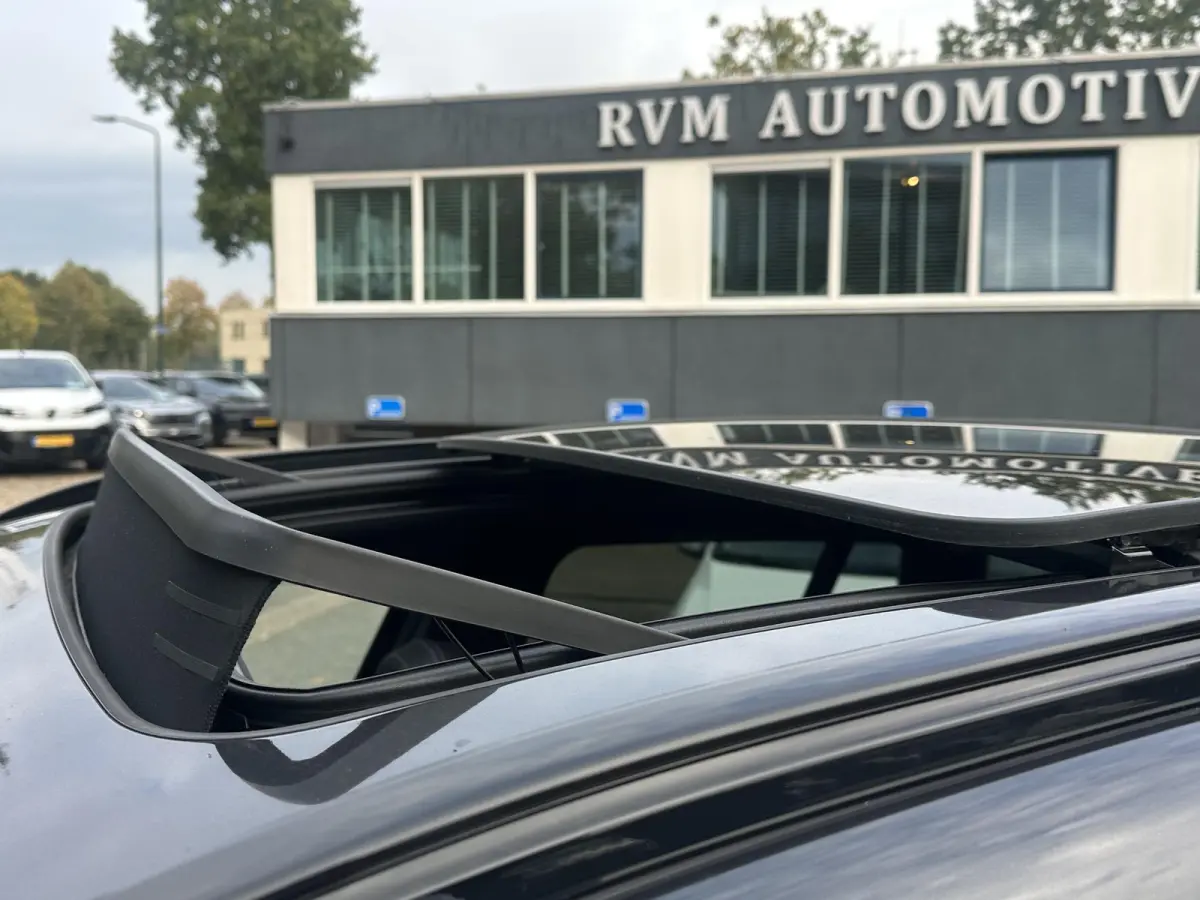 Executive 80 kWh SOH 99% | M-SPORT| ELEKTRISCHE TREKHAAK| PANO| LEDER | DRIVING ASSISTENT PROFF. | MEMORY STOEL| CAMERA | APPLE CARPLAY |