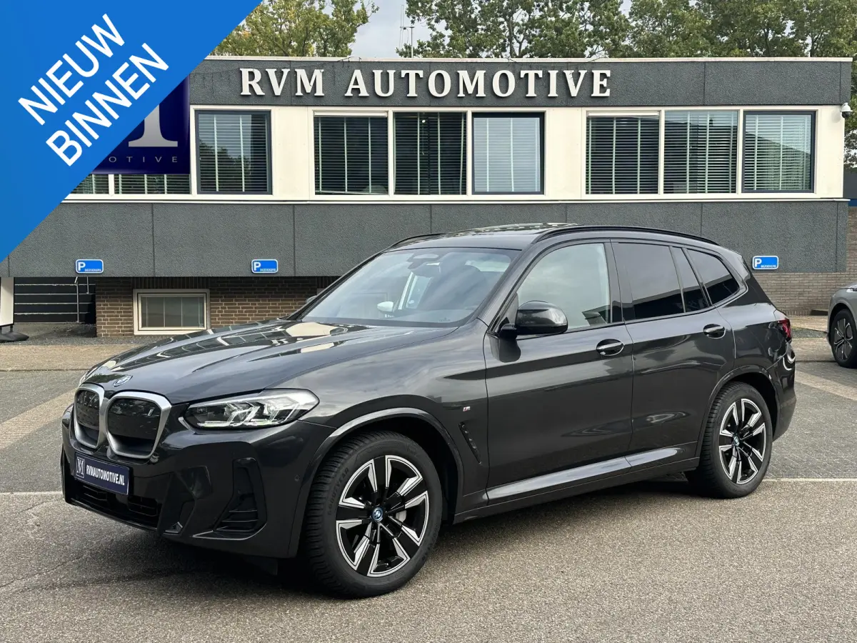 Executive 80 kWh SOH 99% | M-SPORT| ELEKTRISCHE TREKHAAK| PANO| LEDER | DRIVING ASSISTENT PROFF. | MEMORY STOEL| CAMERA | APPLE CARPLAY |