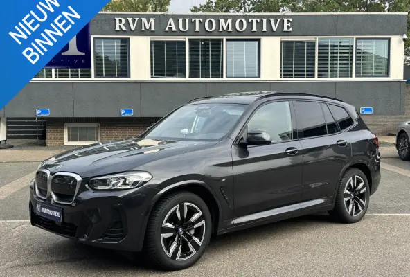 Executive 80 kWh SOH 99% | M-SPORT| ELEKTRISCHE TREKHAAK| PANO| LEDER | DRIVING ASSISTENT PROFF. | MEMORY STOEL| CAMERA | APPLE CARPLAY |