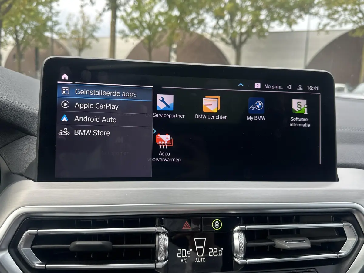 Executive 80 kWh SOH 99% | M-SPORT| ELEKTRISCHE TREKHAAK| PANO| LEDER | DRIVING ASSISTENT PROFF. | MEMORY STOEL| CAMERA | APPLE CARPLAY |
