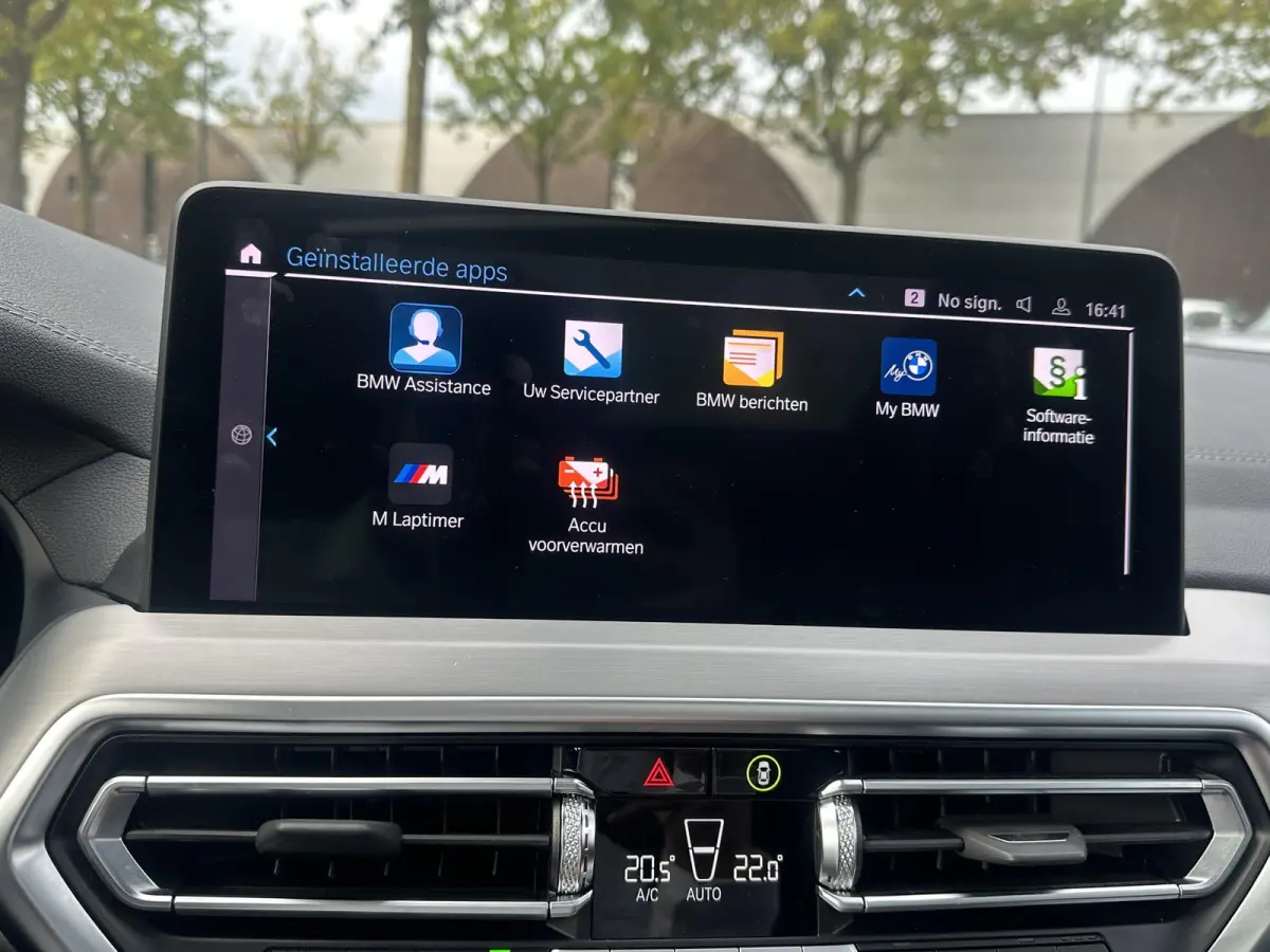 Executive 80 kWh SOH 99% | M-SPORT| ELEKTRISCHE TREKHAAK| PANO| LEDER | DRIVING ASSISTENT PROFF. | MEMORY STOEL| CAMERA | APPLE CARPLAY |
