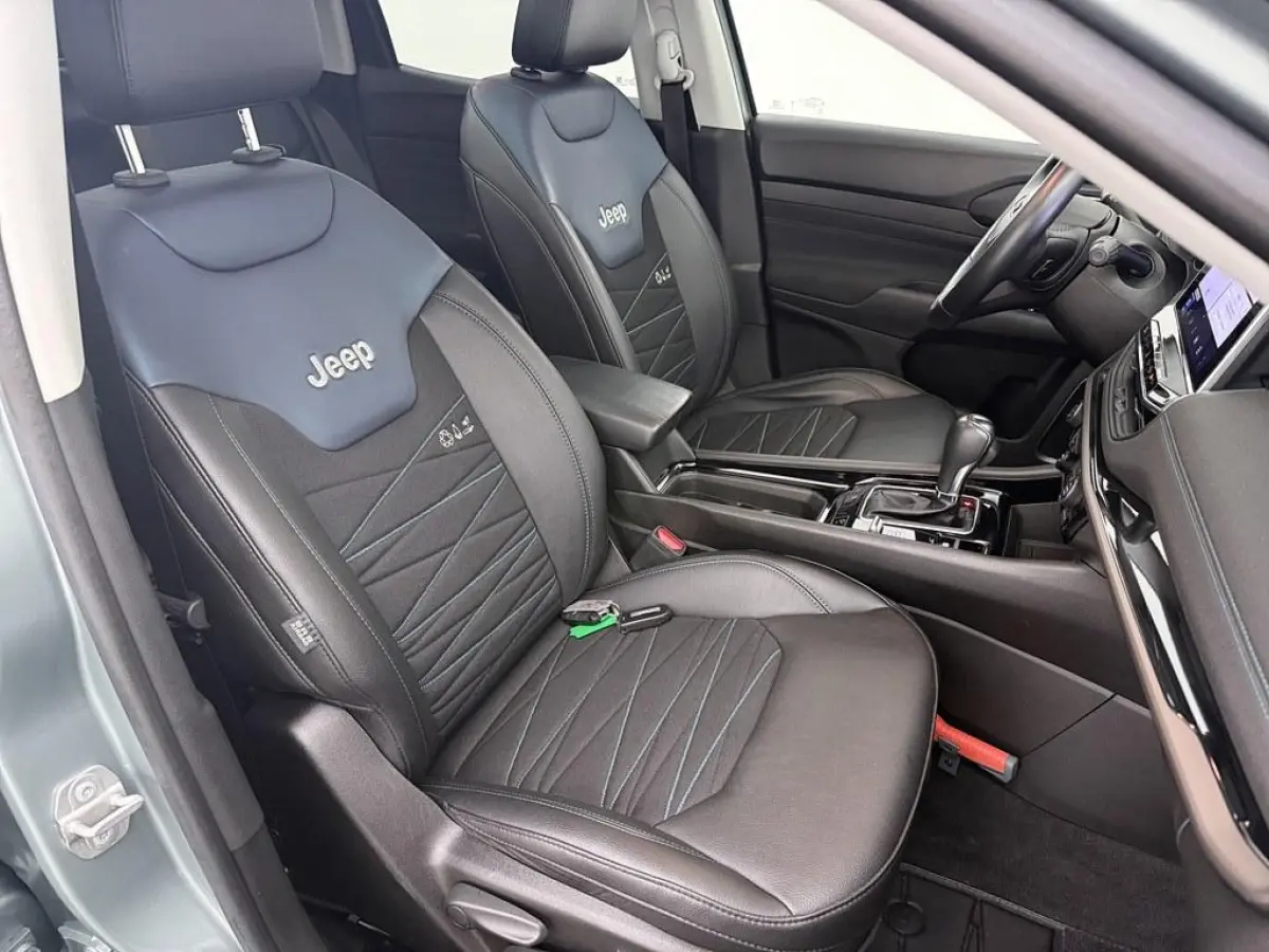 4xe 240pk Plug-in Hybrid Upland Pano/Camera/Nav/ Ad.Cruise/Alpine.Audio/Winterpack/El.Klep/H.Leder/Keyless