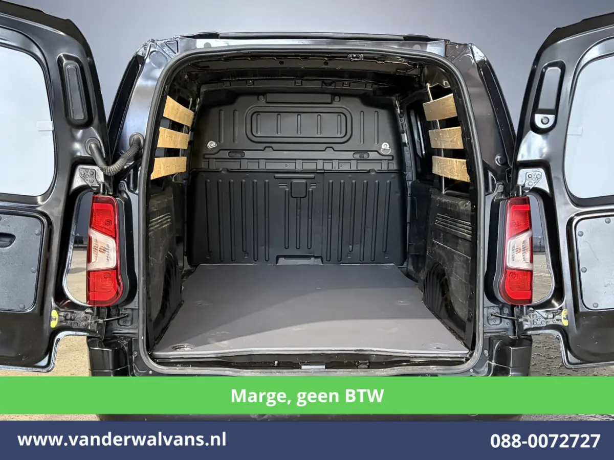 1.5D 131pk Automaat **MARGE, GEEN BTW** L2H1 Euro6 Airco | Camera | Navigatie | Apple Carplay LED, Android Auto, Cruisecontrol, Parkeersensoren