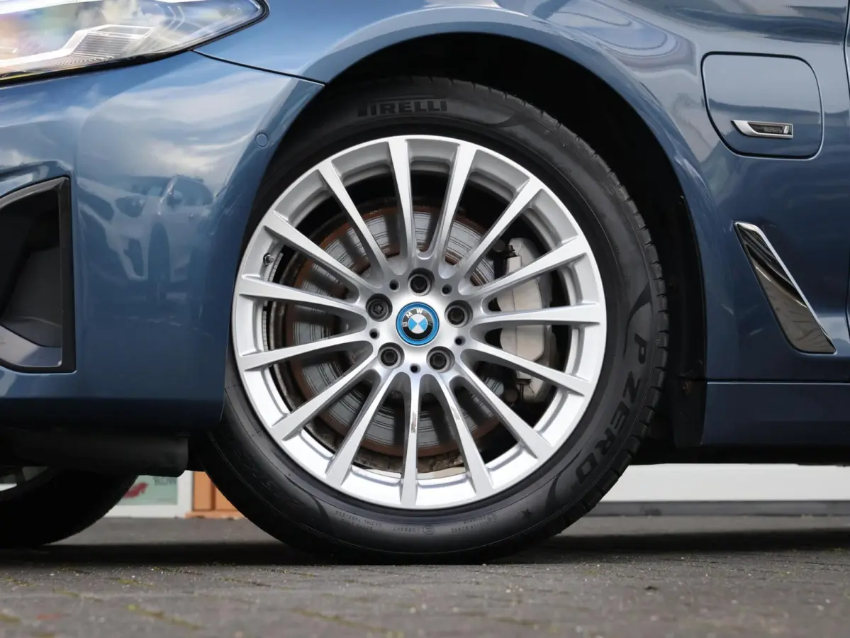 530e Business Edition Plus SOH 95,6% | Panoramdak