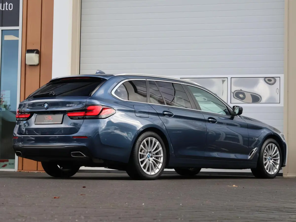 530e Business Edition Plus SOH 95,6% | Panoramdak