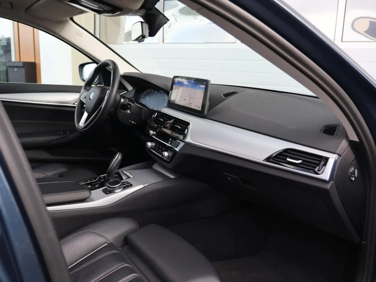 530e Business Edition Plus SOH 95,6% | Panoramdak