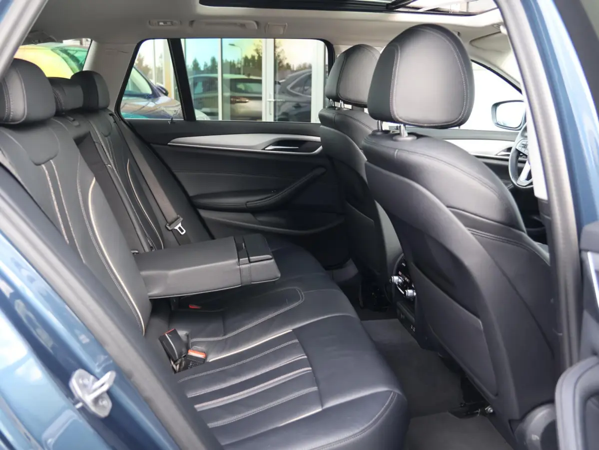 530e Business Edition Plus SOH 95,6% | Panoramdak