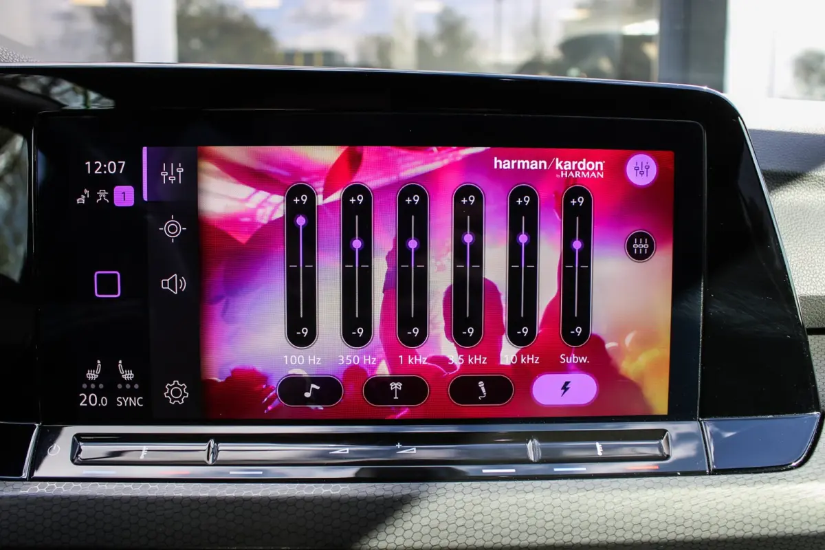 2.0 TSI GTI PANO HUD H&K MATRIX CAMERA