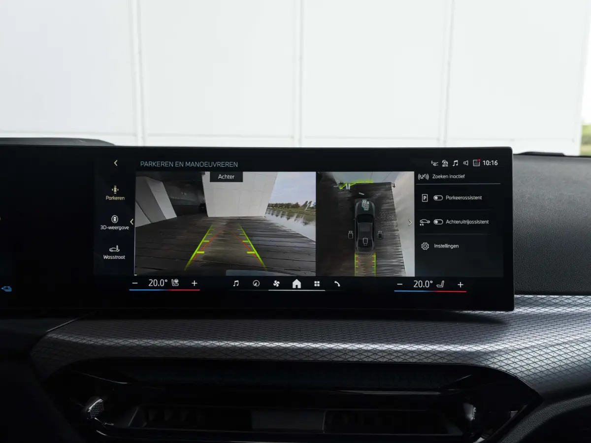 330e | SoH 100%| M Sportpakket Pro | Comfort Access | Driving Assistant | Harman Kardon | 19 inch | Panoramadak | Sportstoelen