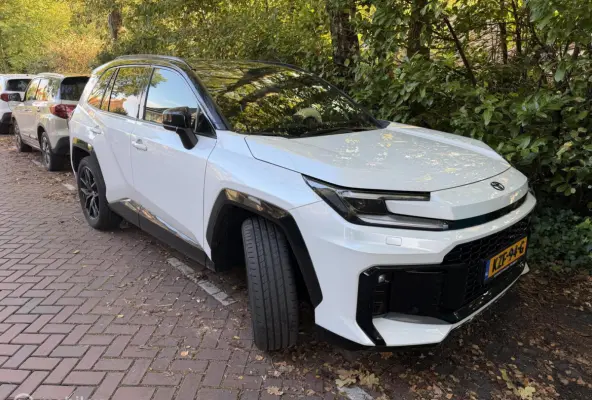 2.5 Plug-in Hybrid AWD 300 GR Sport NW.MODEL