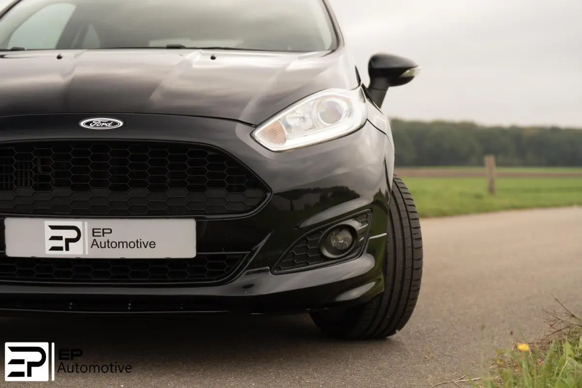 1.0 EcoBoost Black Edition|PSensoor|17"|Cruise|