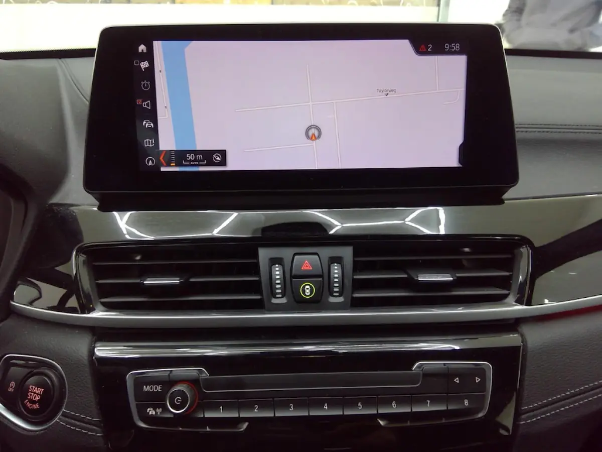 SDrive20i Business Edition Plus Orange+Led+Navigatie+camera+Headup+Leder+Stoel-verw+Zwarte-Hemel+18"lmv+Trekhaak= TOP !!