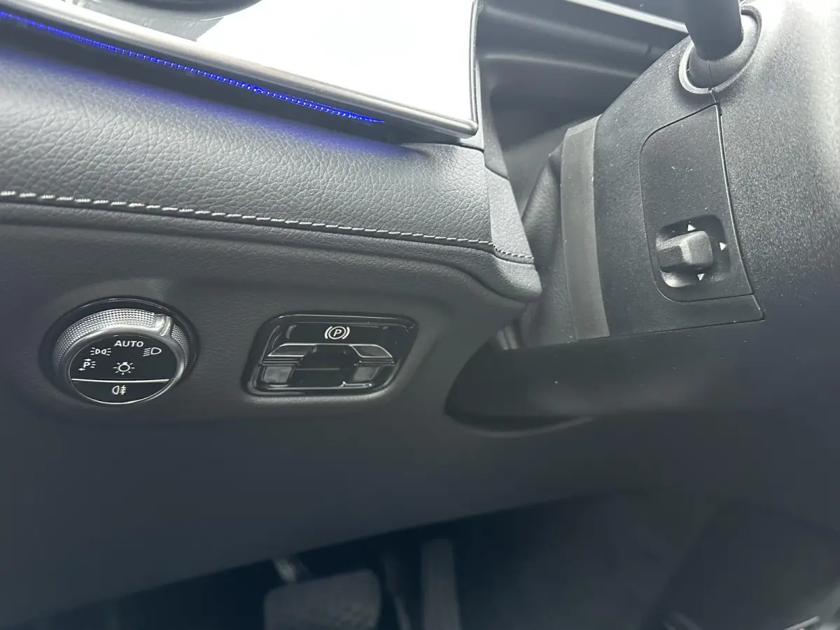 350+ 15.000 KM! | 360 CAMERA | PANO DAK | LEDER | EL. STOELEN MET GEHEUGEN | DIGIT. DASHB | SFEER VERL. | CARPLAY | DEALER ONDERH. | DODE HOEK |