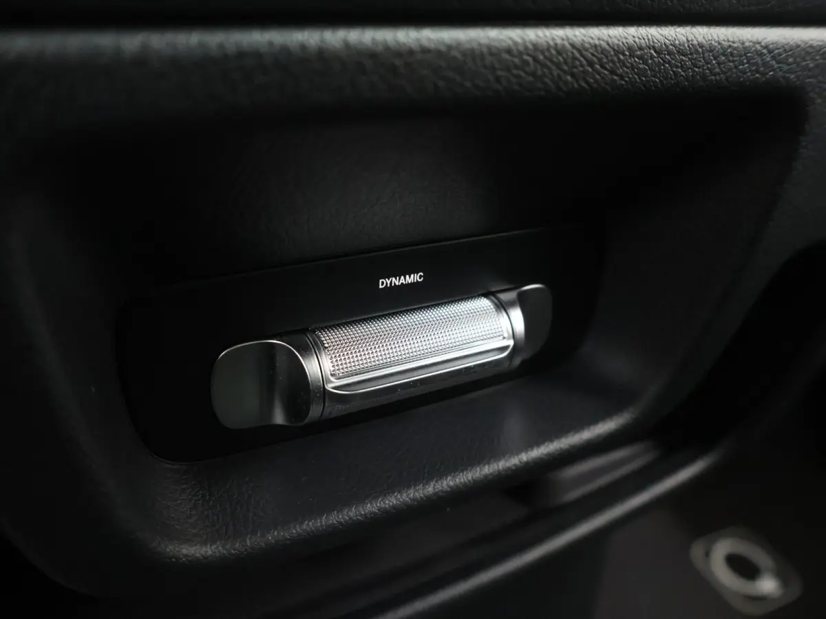 129 L2 PRO 90kWh | Stoelverwarming | Apple Carplay | Achteruitrijcamera | Airco | Cruise Control | Dodehoekassistent | KORTING €24.200,- !!!