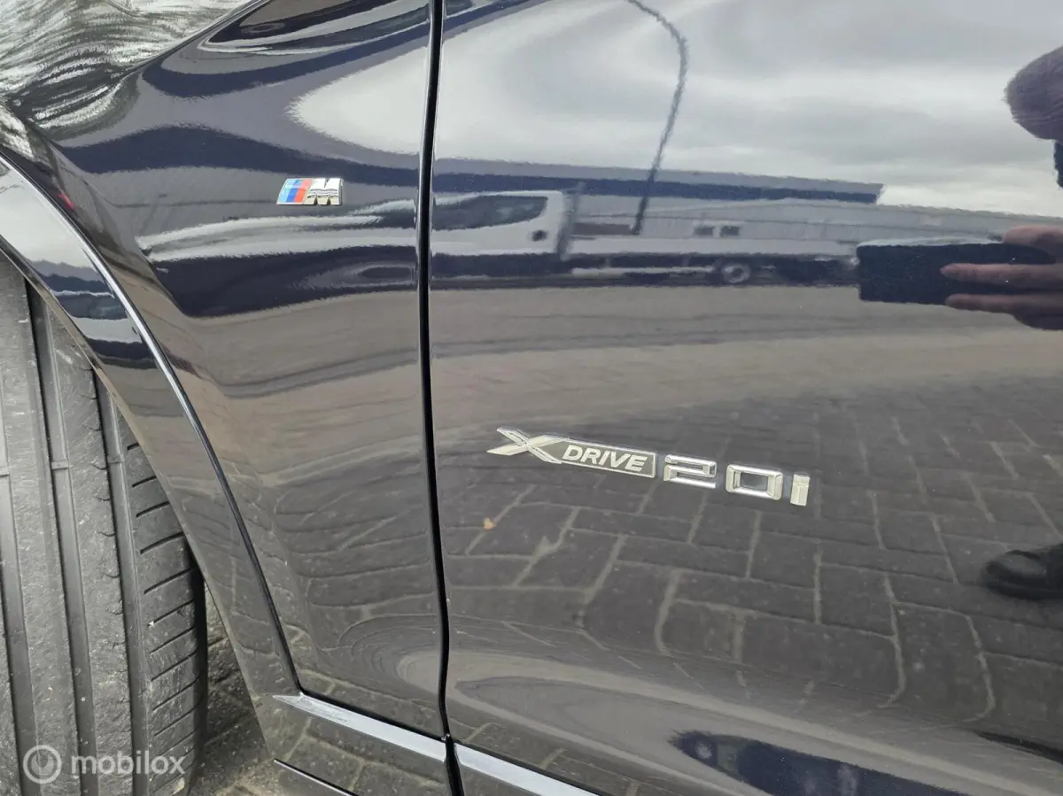 xDrive20i High Executive