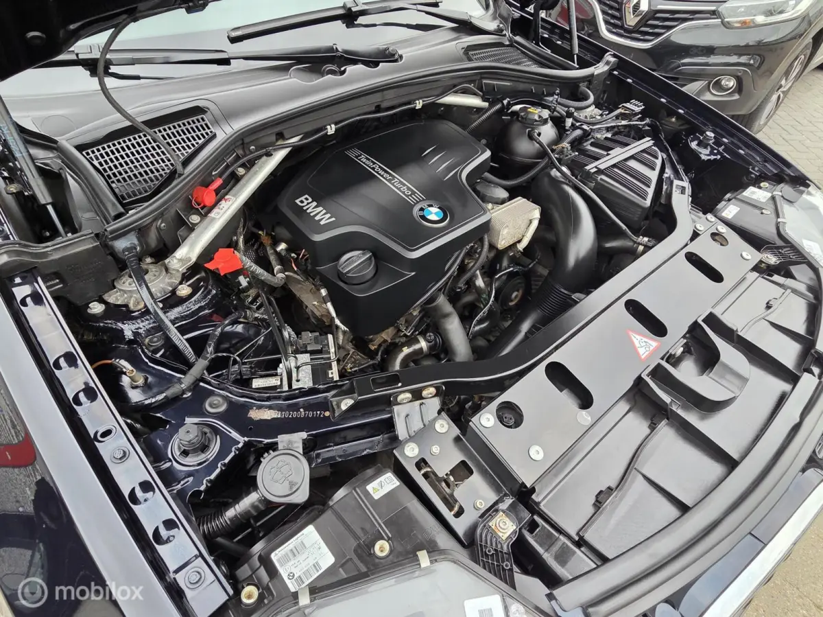 xDrive20i High Executive