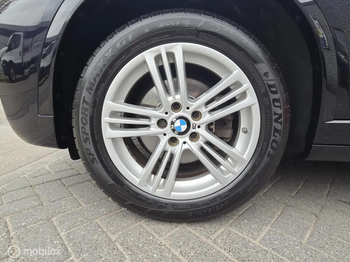 xDrive20i High Executive