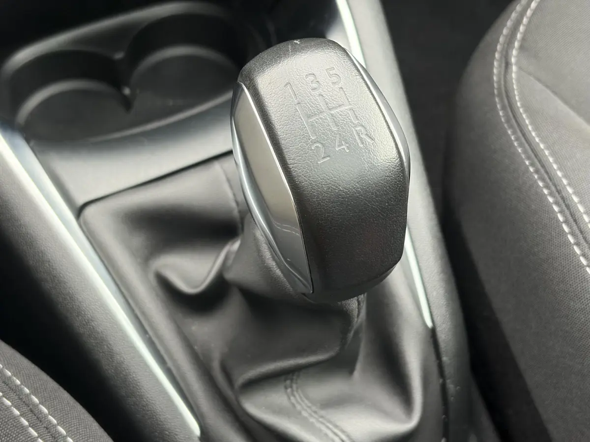 1.2 PureTech Allure ✓Pano✓Camera✓Carplay✓Navi✓110pk✓Clima✓Cruise✓Lm velgen✓Pdc✓Recent beurt gehad✓5 Deurs✓Weinig km✓N.A.P✓Apk tot 08-2027