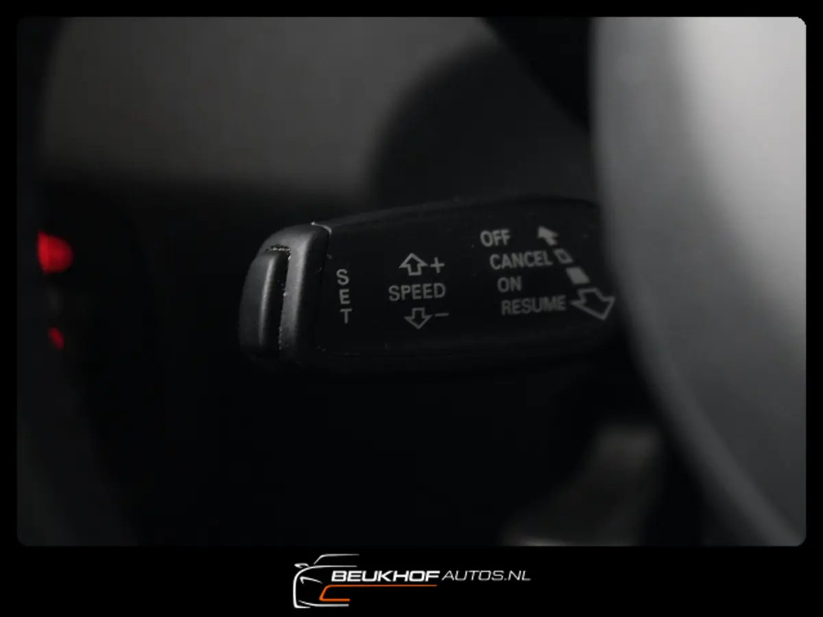 1.0 TFSI 2018 Trekhaak Nav Parkeersensoren Bluetooth