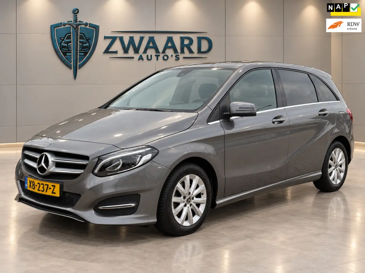 180 Ambition l Airco l LED l Navi l Volledig Dealer Onderhouden l