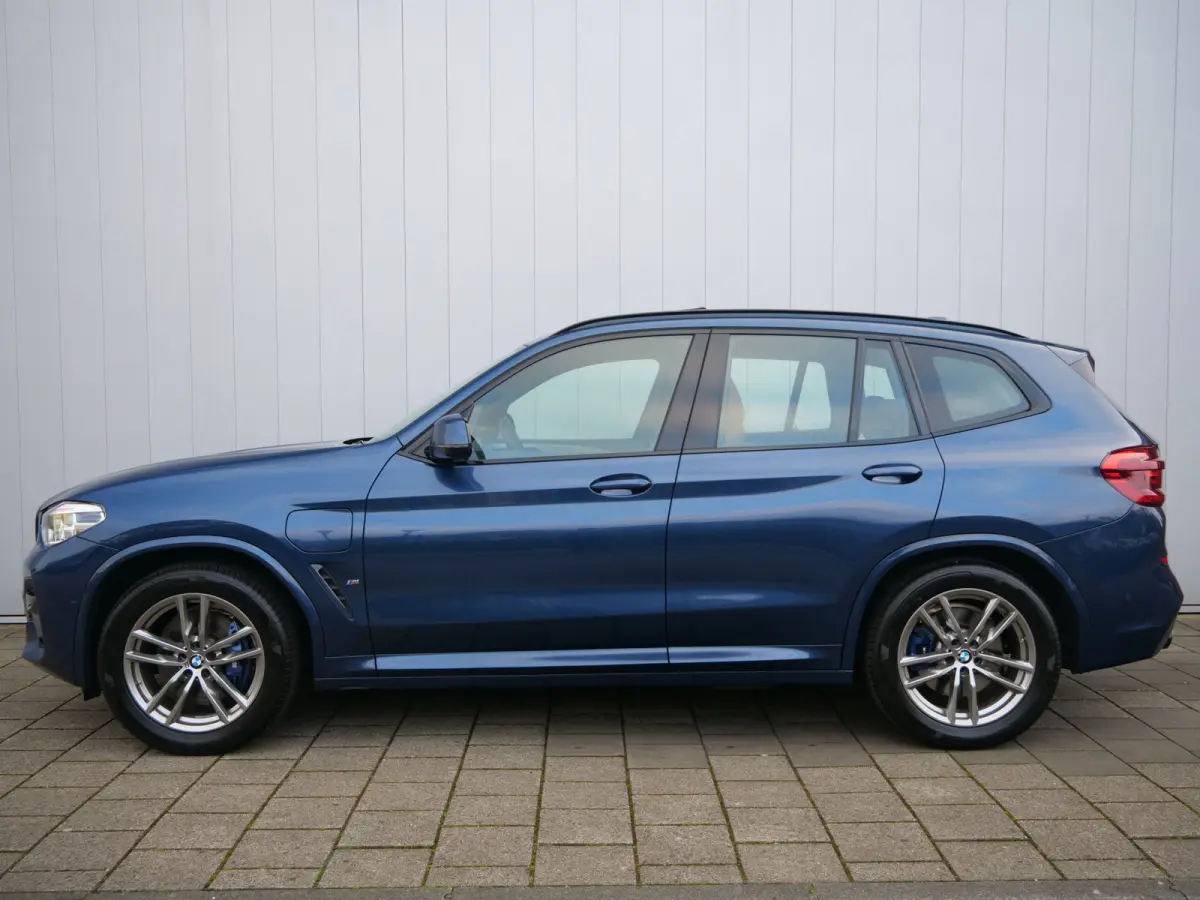 xDrive30e eDrive Edition Automaat Panoramadak / Electrische Trekhaak /  Electrische koffer