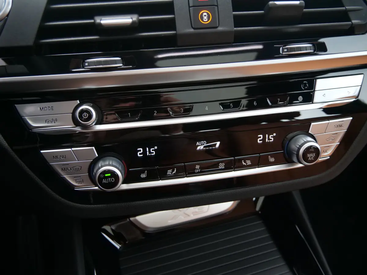 xDrive30e eDrive Edition Automaat Panoramadak / Electrische Trekhaak /  Electrische koffer