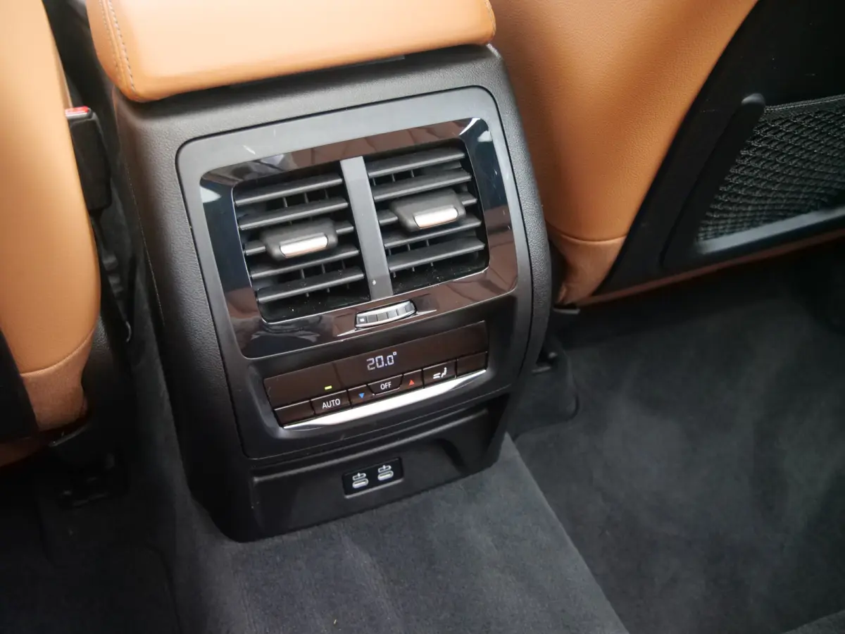xDrive30e eDrive Edition Automaat Panoramadak / Electrische Trekhaak /  Electrische koffer