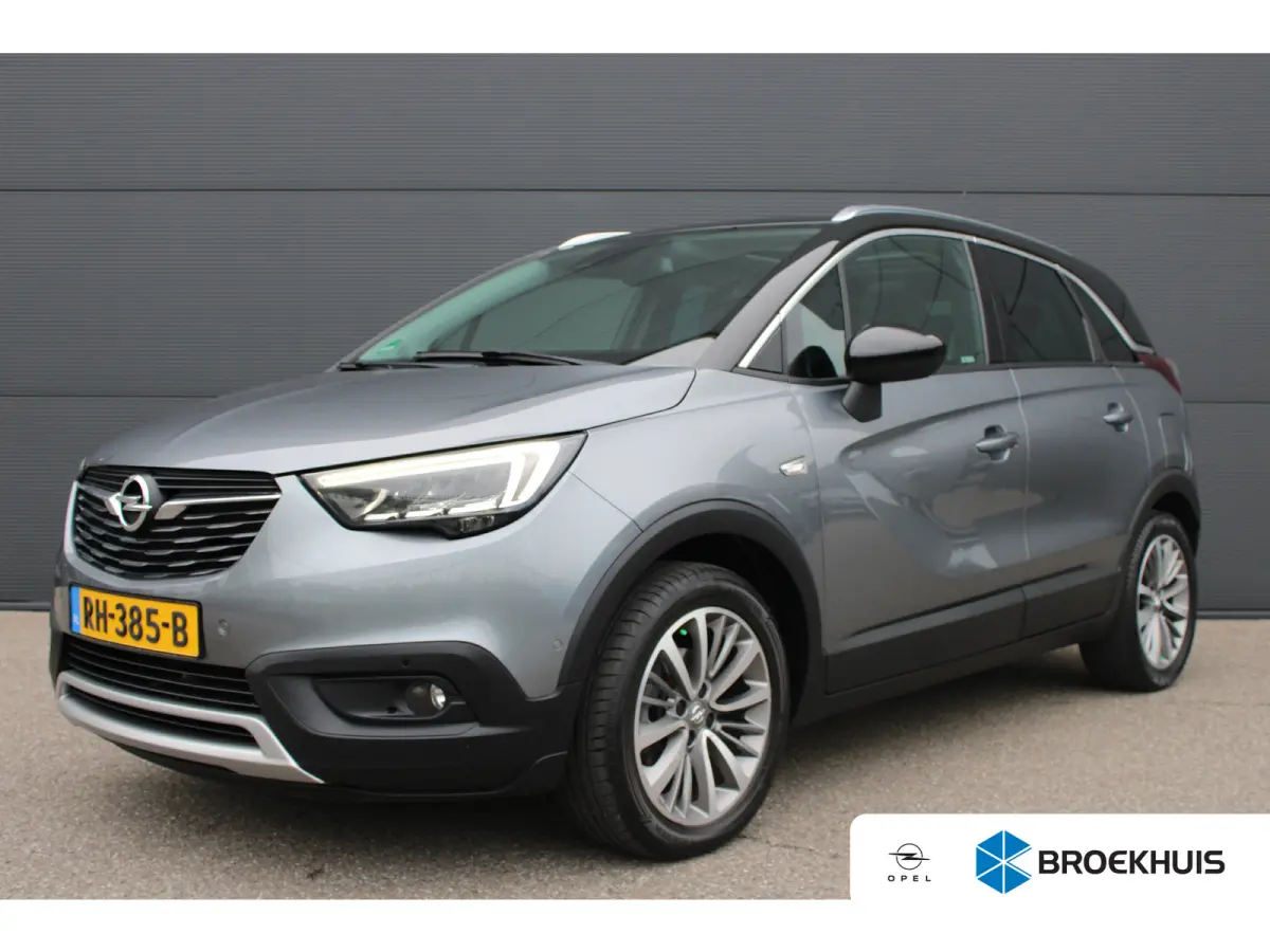 1.2 Turbo Innovation | Automaat | Panoramadak | Navigatie | Camera | Trekhaak | Parkeersensoren voor + achter |